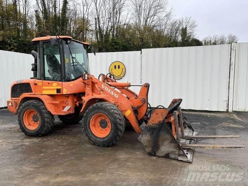 Volvo L30G Wielladers