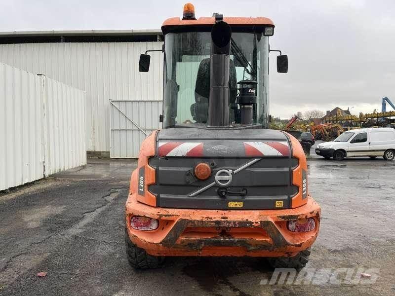 Volvo L30G Wielladers
