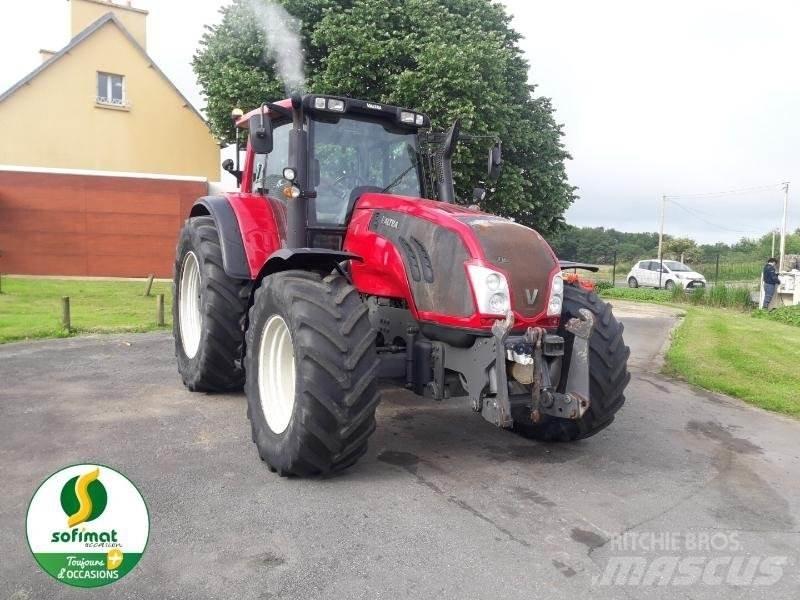 Valtra T183 Tractoren
