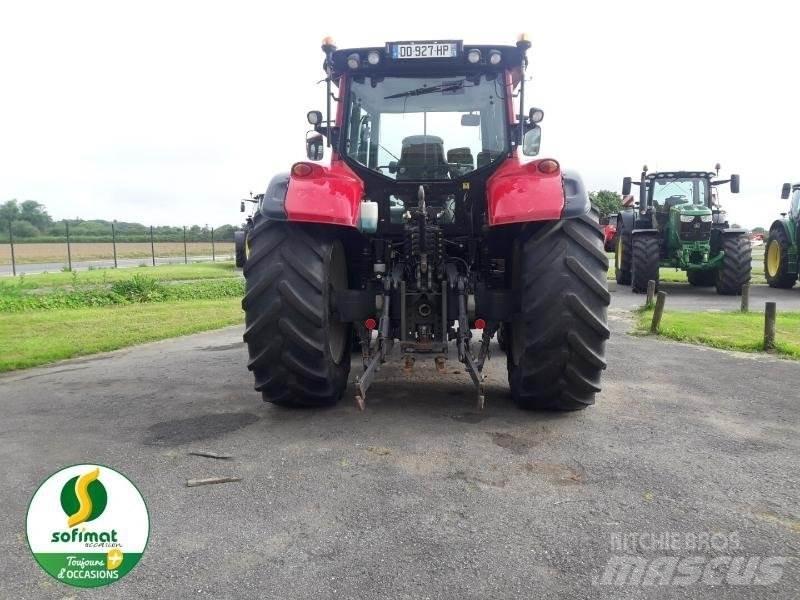 Valtra T183 Tractoren