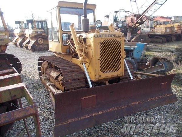 CAT D4D Rupsdozers