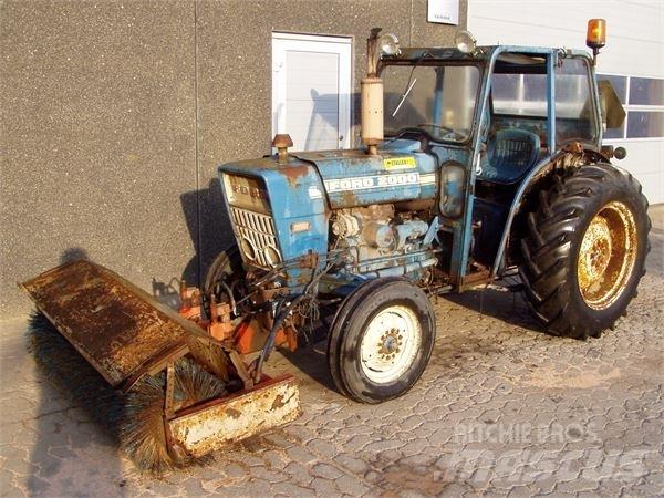 Ford 2000 Tractoren