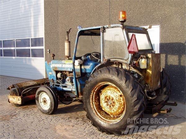 Ford 2000 Tractoren