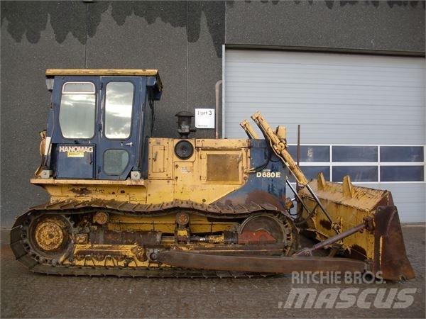 Hanomag D680E Rupsdozers