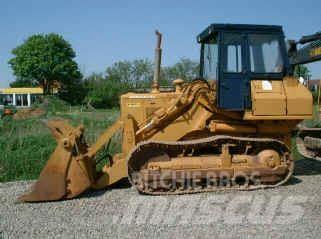 Komatsu D53S Rupsladers