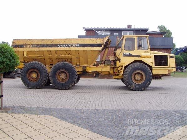 Volvo A25 Knik dumptrucks