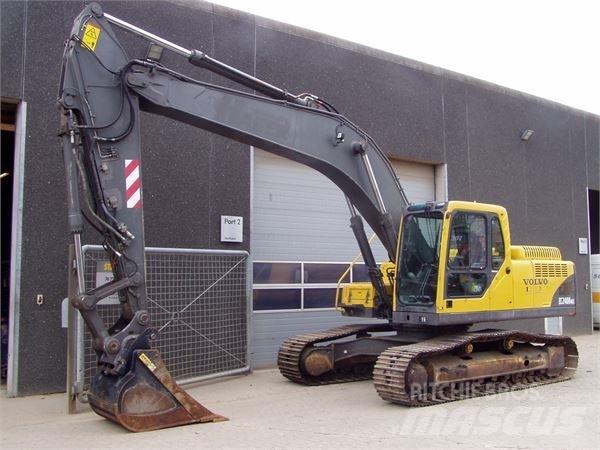 Volvo EC240BNLC Rupsgraafmachines