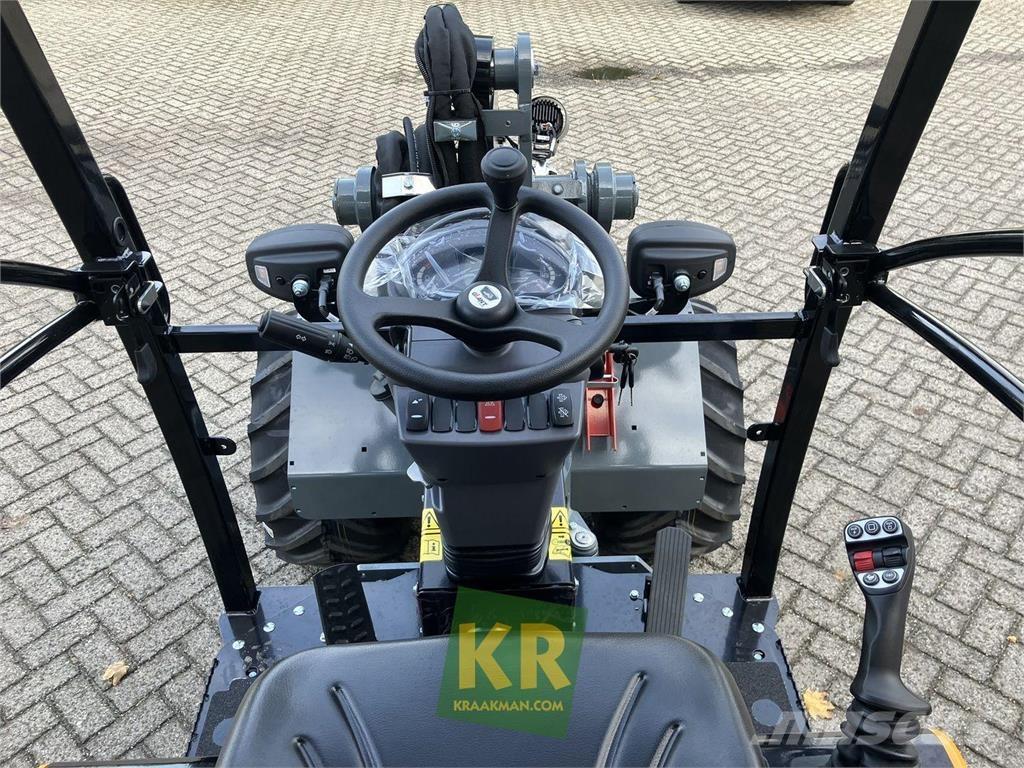 GiANT G2700 HD+ Voorladers en gravers