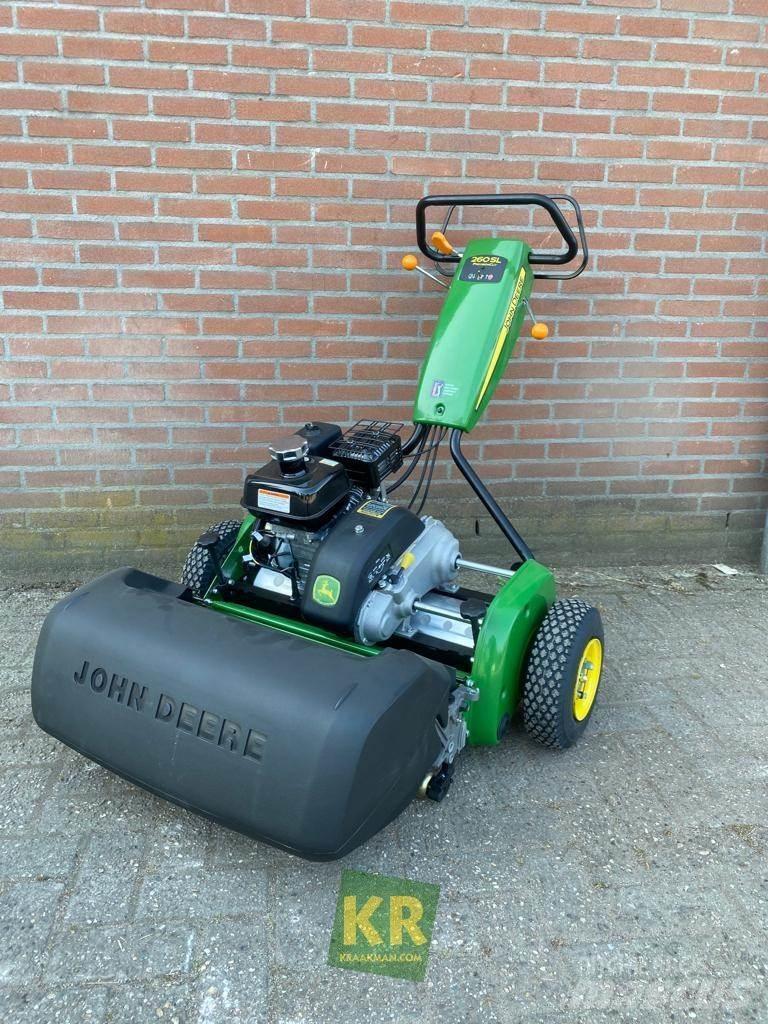John Deere 260 Greensmaaier