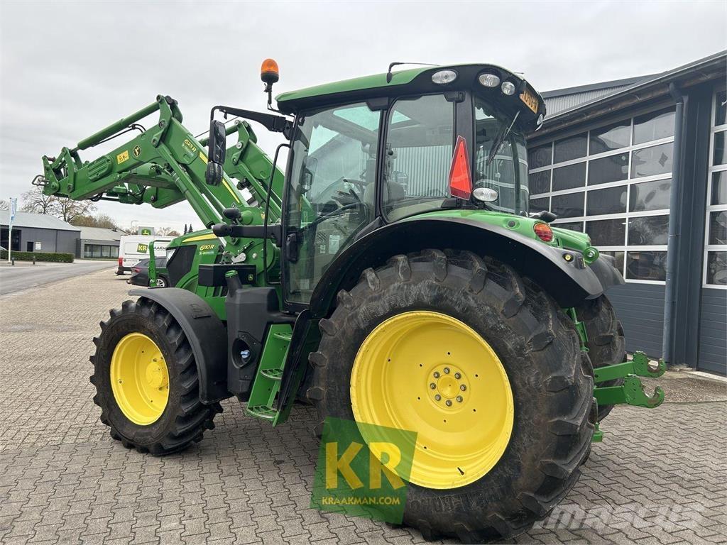 John Deere 6110R Tractoren