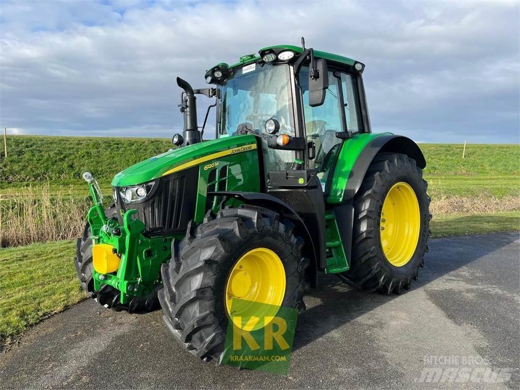 John Deere 6120M Tractoren