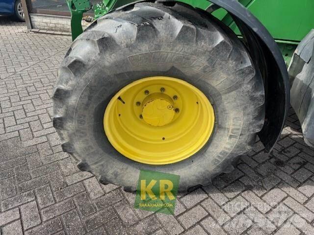 John Deere 6125R Tractoren