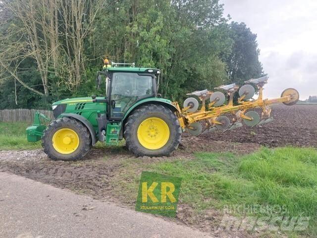John Deere 6130R Tractoren