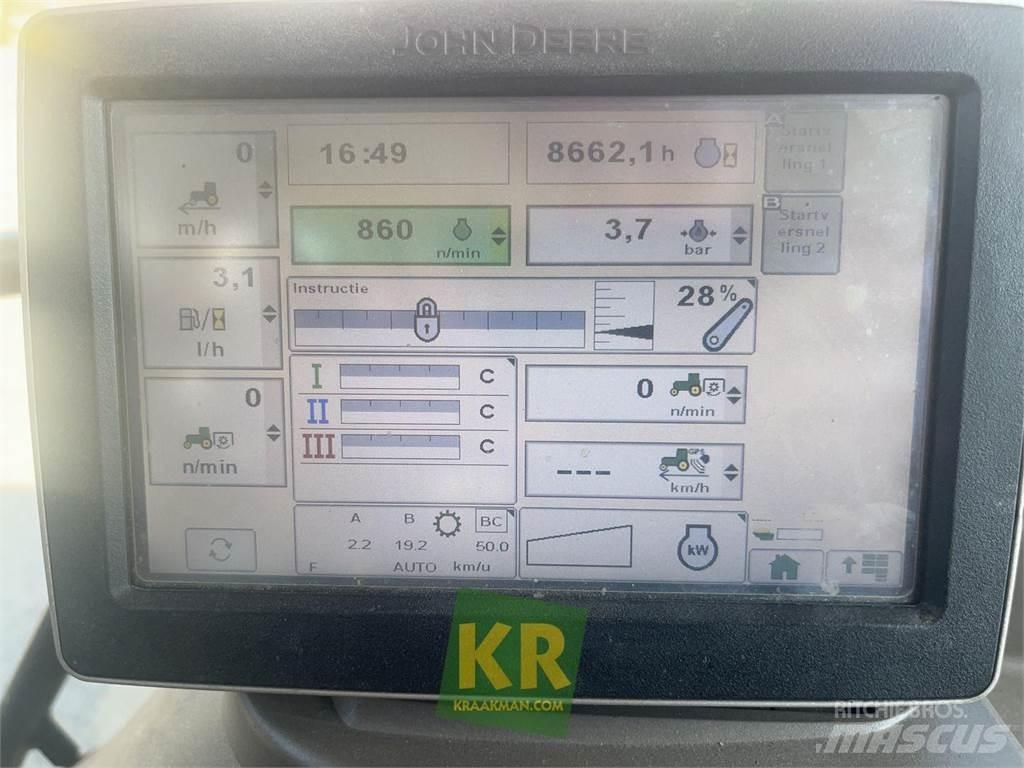 John Deere 6150R Tractoren