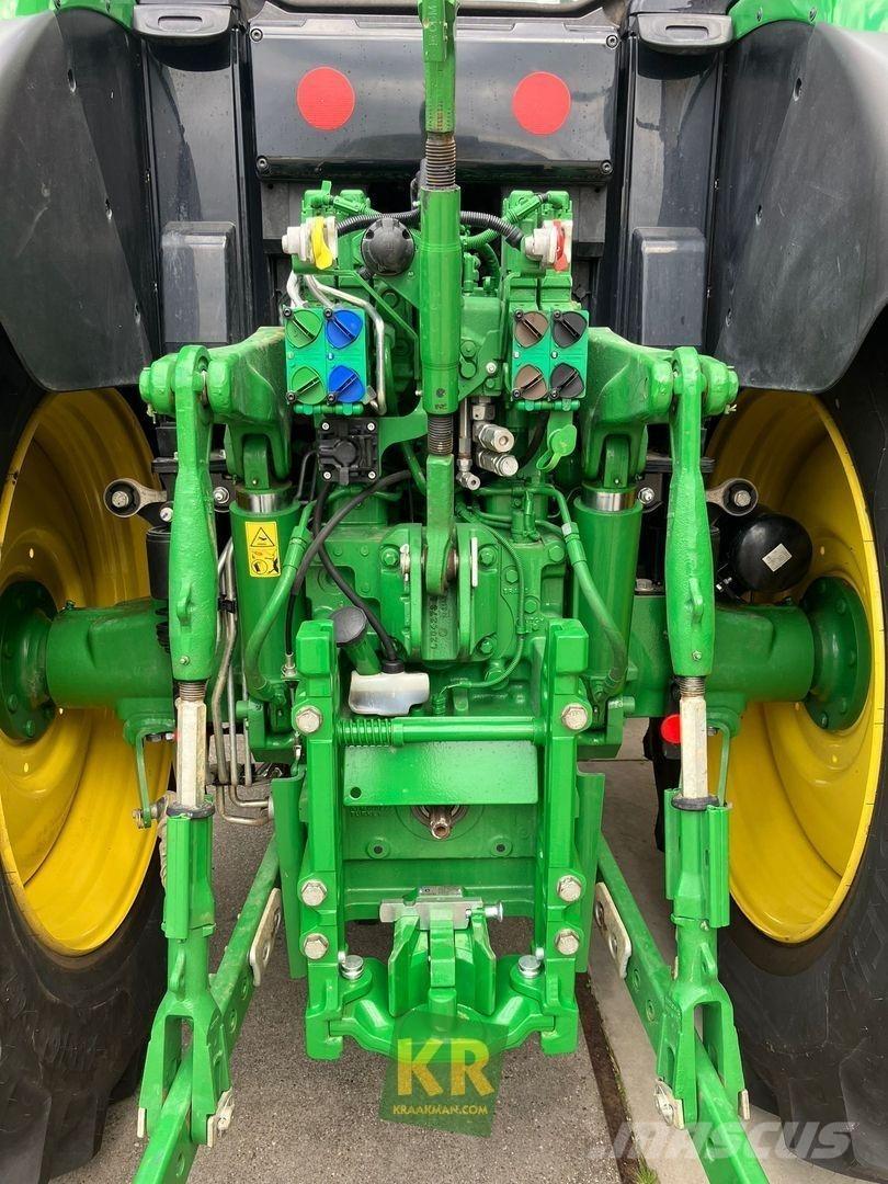 John Deere 6155M Tractoren