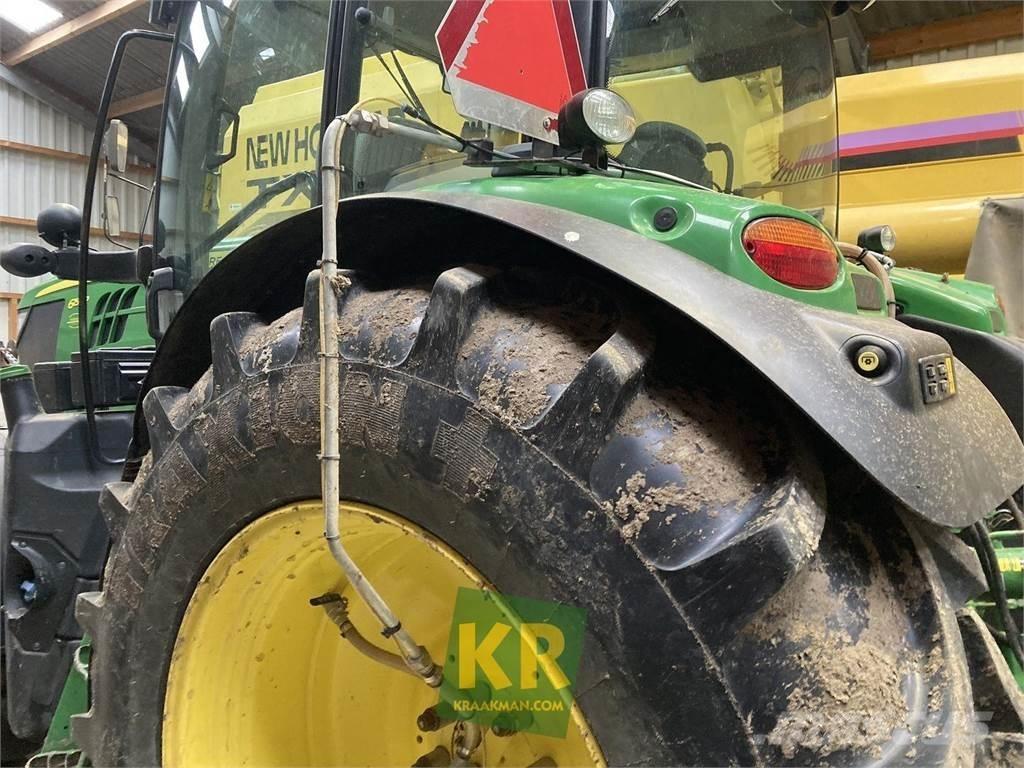 John Deere 6155R Tractoren