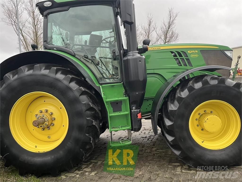 John Deere 6215R Tractoren