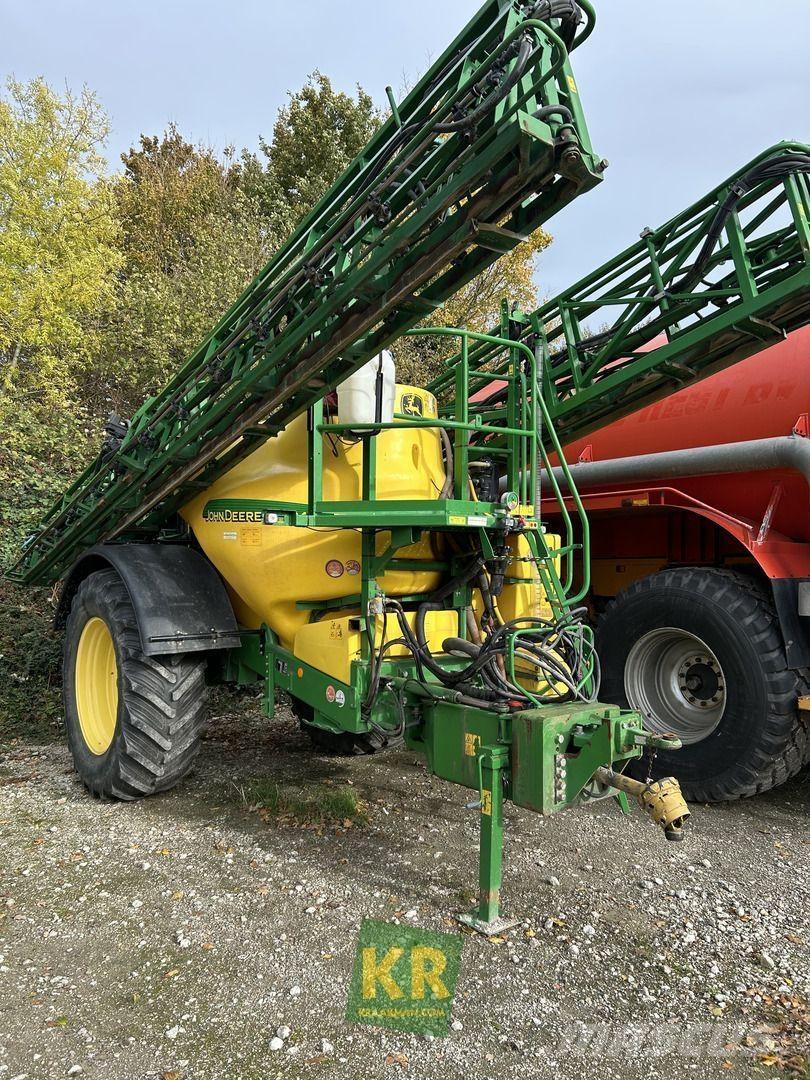 John Deere 840 Zelfrijdende spuitmachines
