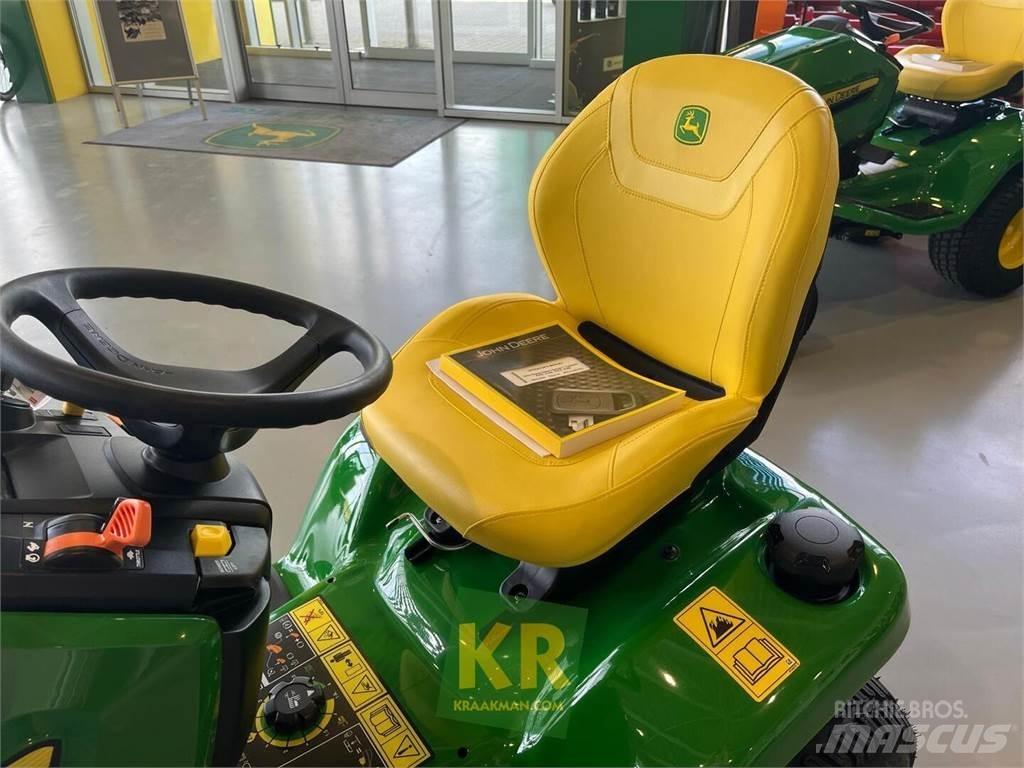 John Deere X380 Rijmaaiers
