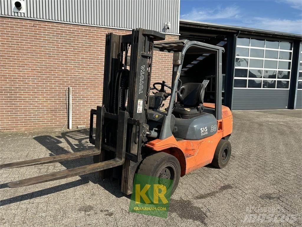 Toyota 02-7FDJF35 Verreikers voor landbouw