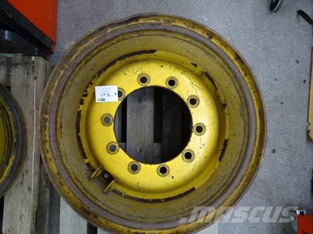Volvo L70D Fälg Banden, wielen en velgen
