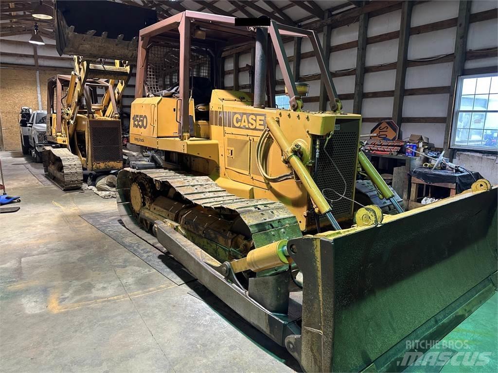 CASE 1550 Rupsdozers