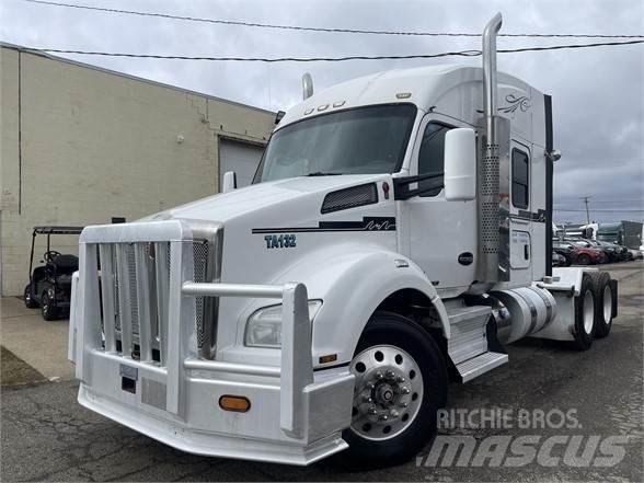 Kenworth T880 Trekkers