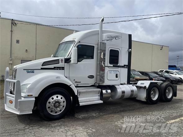Kenworth T880 Trekkers