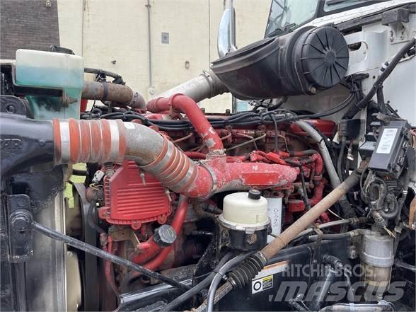 Peterbilt 386 Trekkers