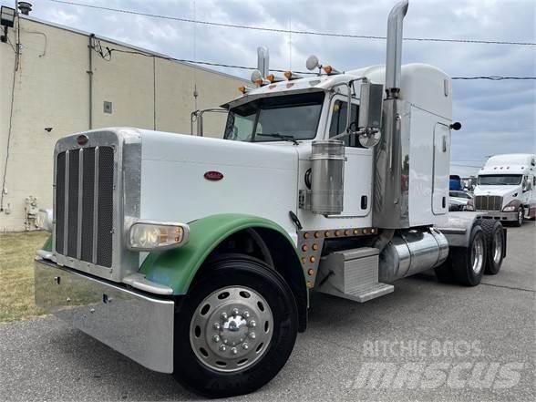 Peterbilt 389 Trekkers