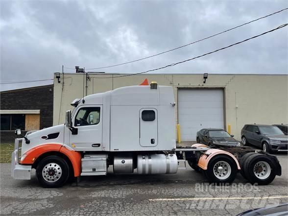 Peterbilt 579 Trekkers