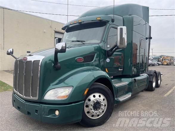 Peterbilt 579 Trekkers