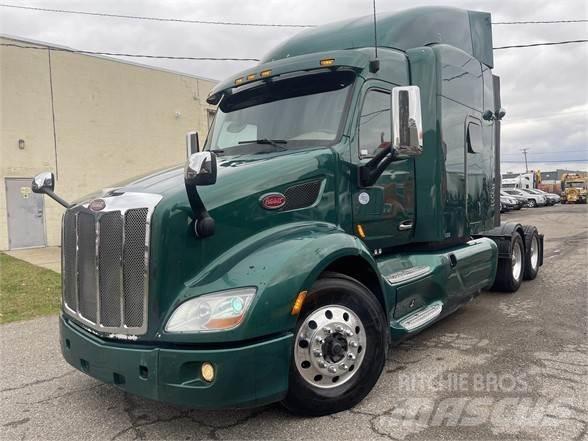 Peterbilt 579 Trekkers