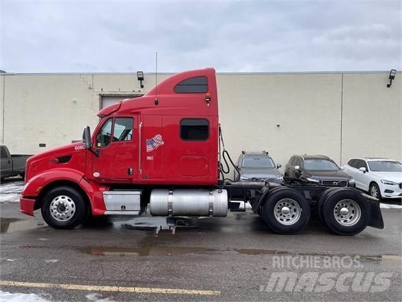 Peterbilt 587 Trekkers