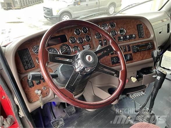 Peterbilt 587 Trekkers