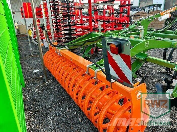 Amazone Cenius 3003 Cultivatoren