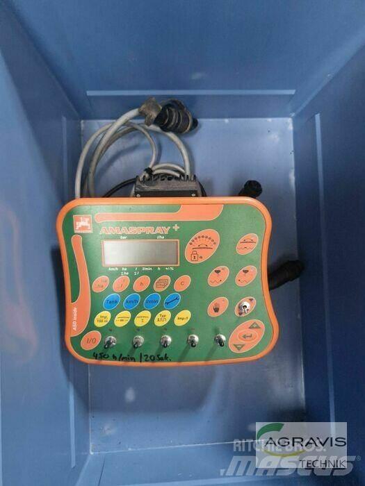 Amazone UF 1201 Getrokken spuitmachines