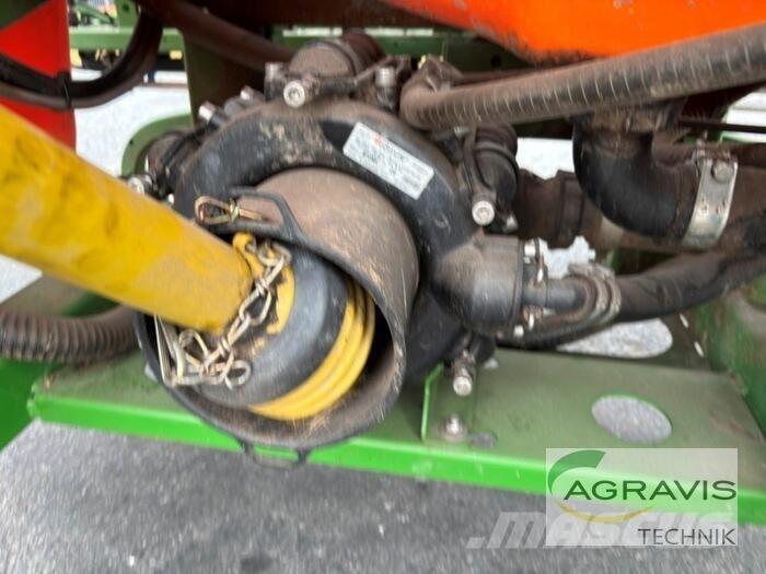 Amazone UF 1801 Getrokken spuitmachines