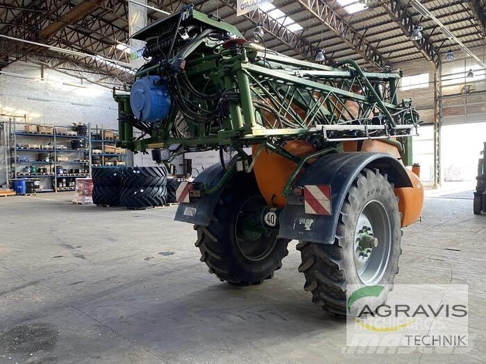 Amazone UX 5200 Getrokken spuitmachines