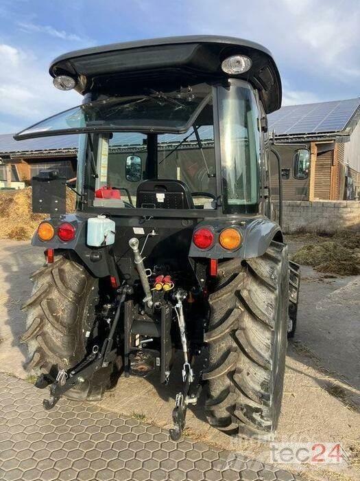 Branson 5025 Black Tractoren