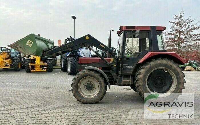 Case IH 856 XL Tractoren