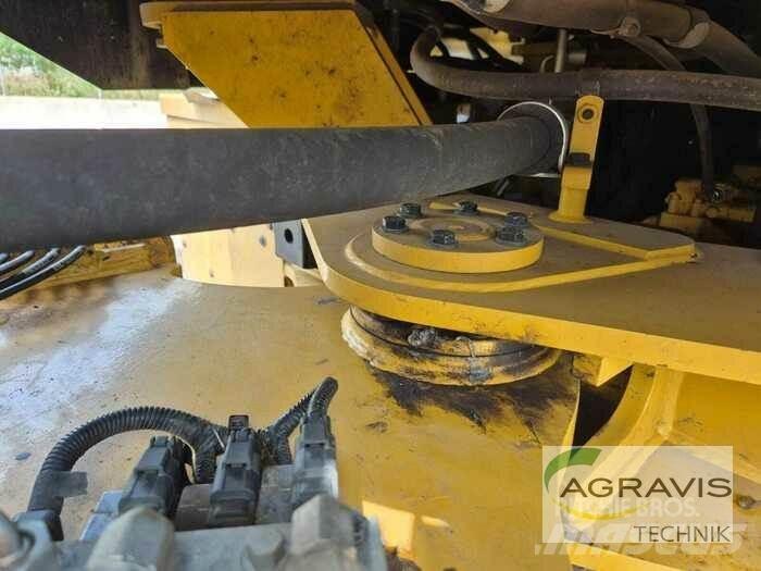 CAT 930 M Wielladers