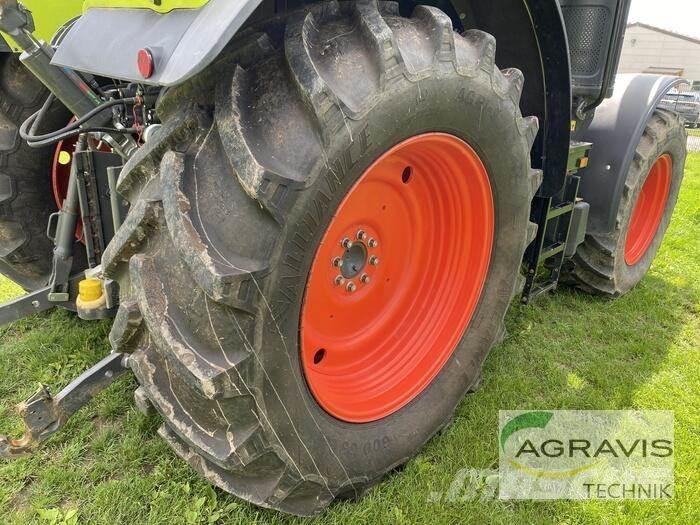 CLAAS ARION 510 CEBIS Tractoren
