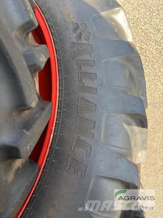 CLAAS ARION 610 CIS Tractoren