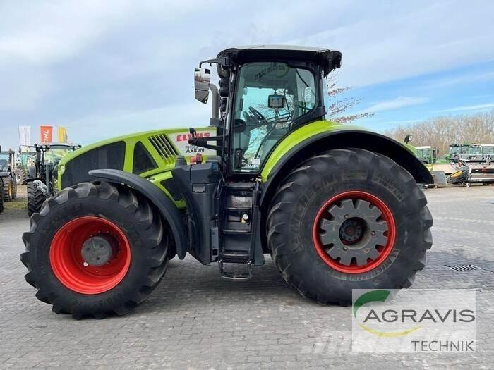 CLAAS AXION 950 CMATIC Tractoren