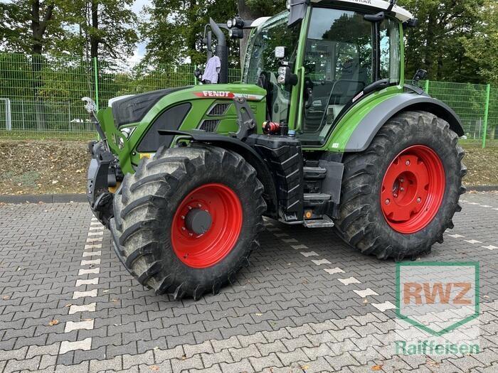 Fendt 516 Vario Tractoren