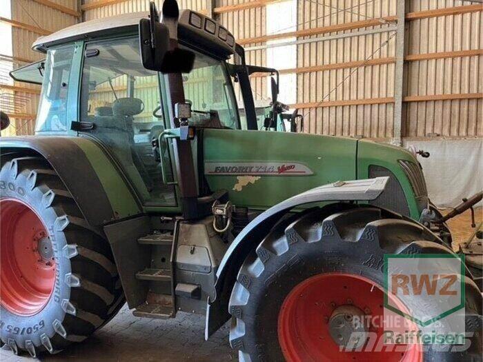 Fendt 714 Tractoren