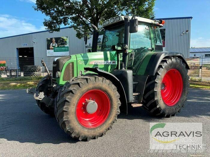 Fendt 714 VARIO Tractoren