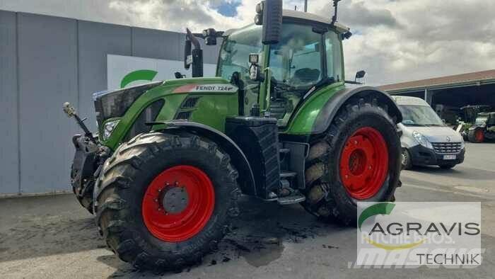 Fendt 724 VARIO S4 Tractoren