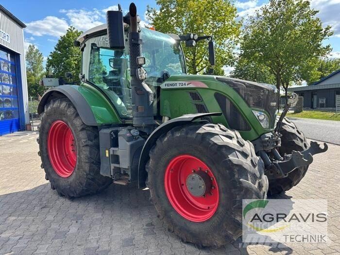 Fendt 724 VARIO S4 Tractoren